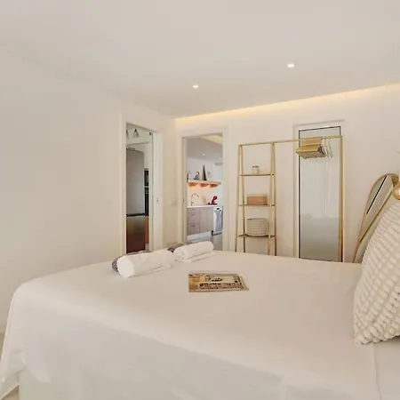 New - Amazing By The Apartment *