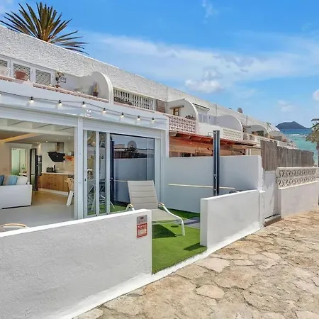New - Amazing By The Apartamento *